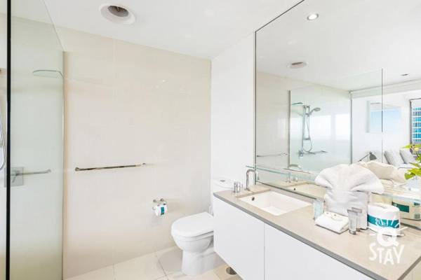 Circle on Cavill - QStay