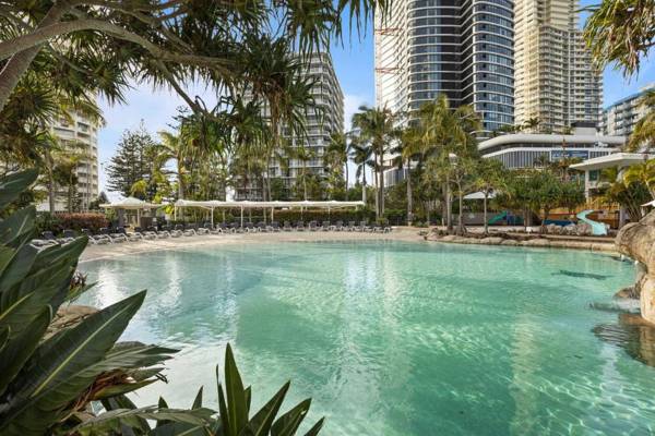 Crown Tower Stunning 2 Bedroom Apartment