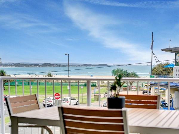 Single Fin at Greenmount Beach Lodge Unit 7