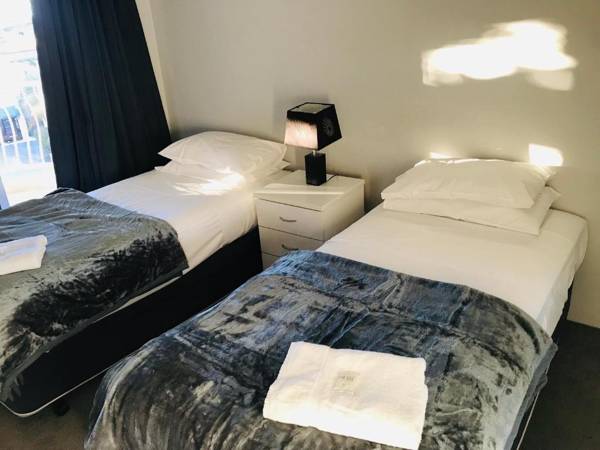 Anchor Down Holiday Apartments