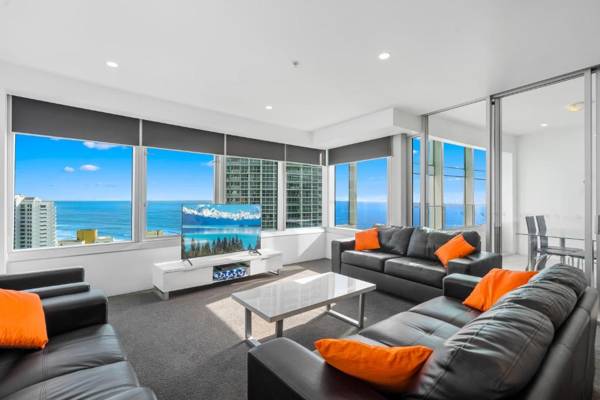 Q1 Amazing Ocean Views 22nd Level Heated Pools Sauna Gym Cinema