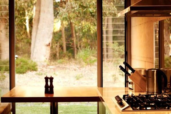 Selador - 2BR Private Bushland Retreat close to the Beach and Wineries