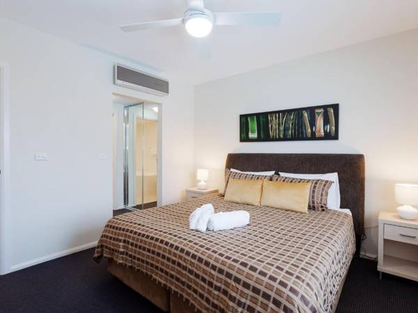 278 Pacific Blue 265 Sandy Point Road Dual key first floor Unit with Wifi and linen supplied
