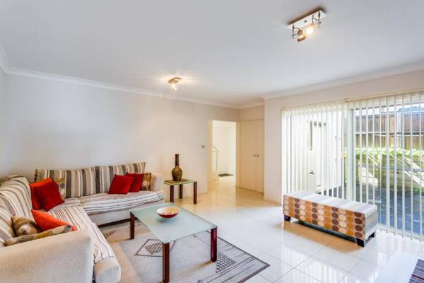 Hear the waves at Anna Bay!