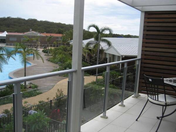 349 Pacific Blue 265 Sandy Point Road with fantastic resort pool and air conditioning