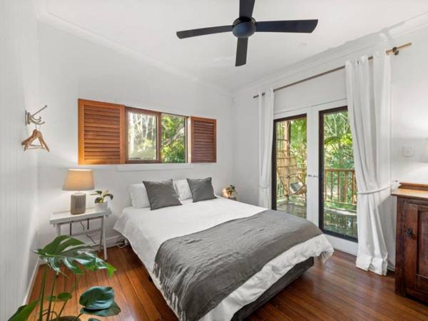 Mavis's Cabins @ Mt Warning