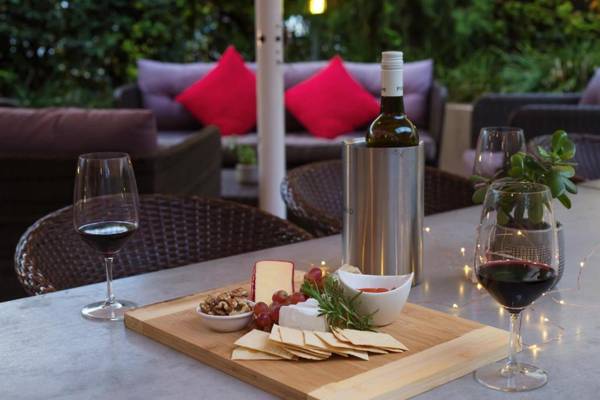 O'Shea's Royal Hotel