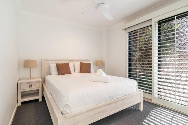 Rayner's Secret - Lennox Head