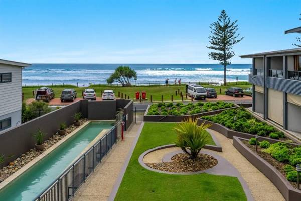 Sea Spray - Lennox Head