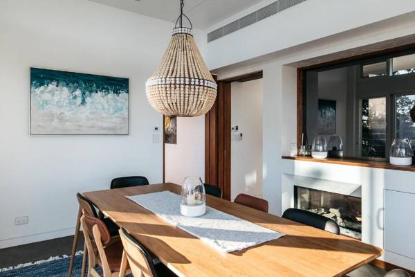 A PERFECT STAY - Wave Hill Estate