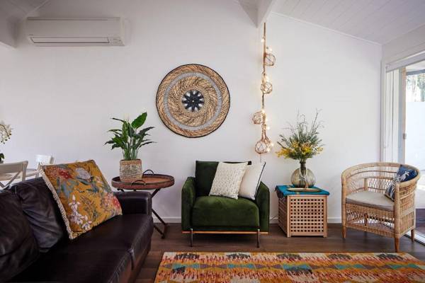 BOUTIQUE STAYS - Sandy Sanctuary