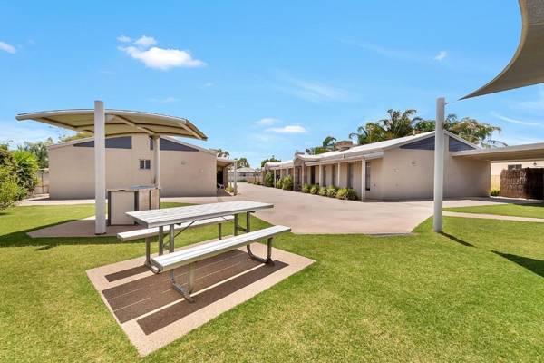 Kennedy Holiday Villas