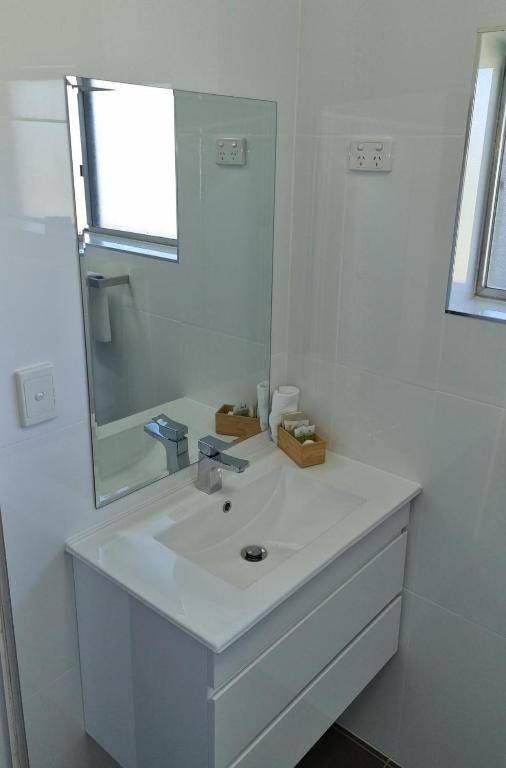 Australian Homestead Motor Lodge