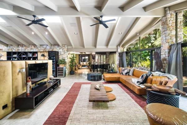 Belle Escapes - Trinity Beach Palace Luxury Estate