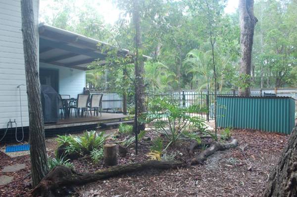 1 Naiad Court - Lowset family home with swimming pool and covered deck. Pet friendly