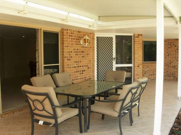 71 Tingira Close - Rainbow Beach - Situated in a lovely quiet neighbourhood and backing onto natural bushland pets welcome