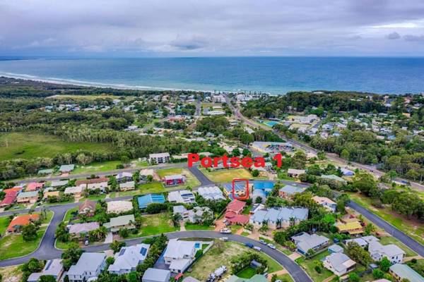 Portsea 1 - Rainbow Beach - Gorgeous Ocean Views and Swimming Pool