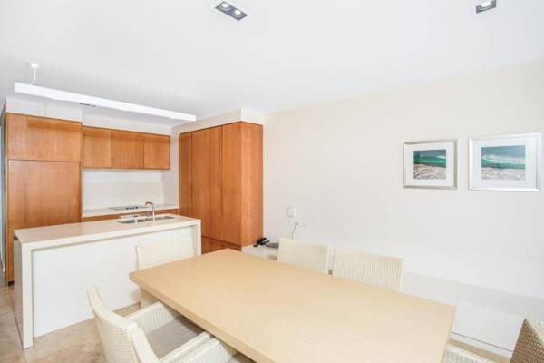 Unit 3 Plantation - Rainbow Beach Air conditioned Pool and outdoor spa Plantation Resort