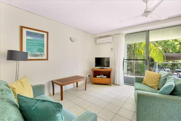 Baden 61 - Rainbow Shores Air conditioned Unit Walk To Beach Pool Tennis court
