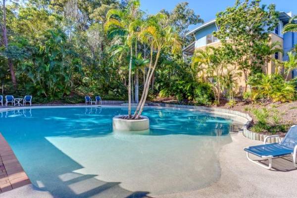 Baden 74 - Rainbow Shores Top Floor Air conditioned Unit Walk To Beach