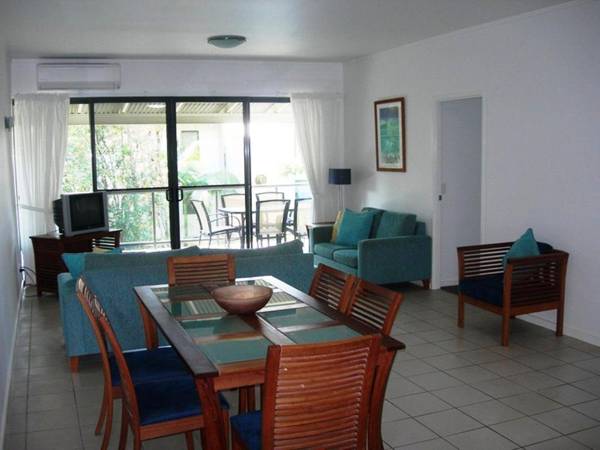Baden 45 - Rainbow Shores Beachside Unit Aircon Swimming Pool Tennis Court