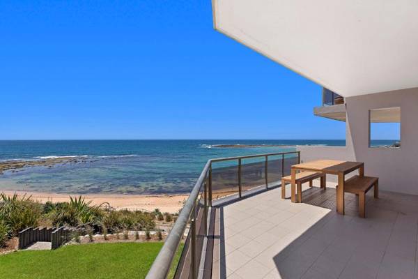 Beachfront on Werrina