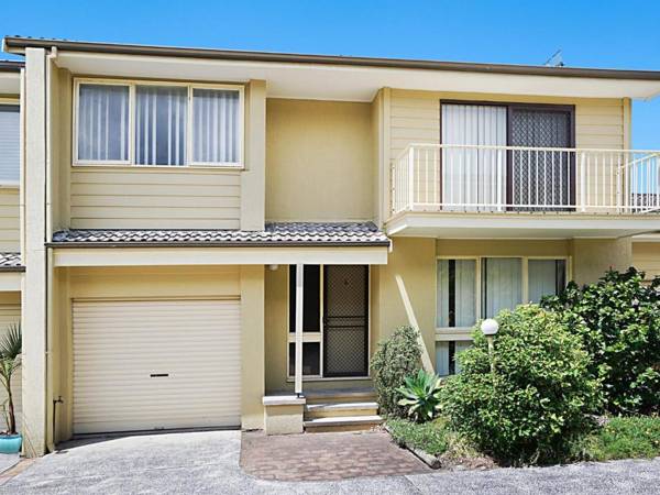 Toowoon Bay Townhouse Unit 6