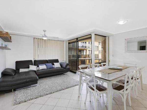 Sundowner Apartment 9