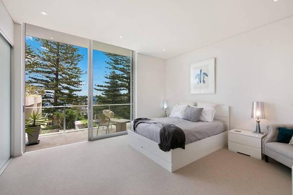 Oceanfront Penthouse Stylish and Luxurious.