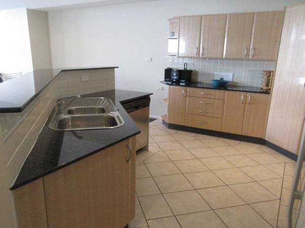 27b Christmas Bush Avenue - duplex in Nelson Bay walking distance to Dutchies Beach