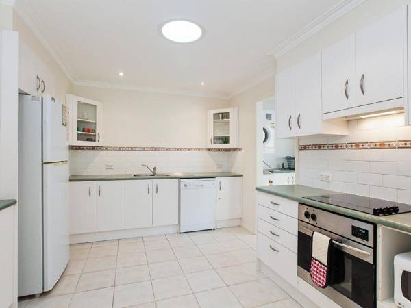 Happy Tails'  55 Pantowora Street - pet friendly air conditioned