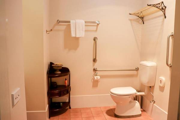 Plumes on the Green Boutique Bed & Breakfast