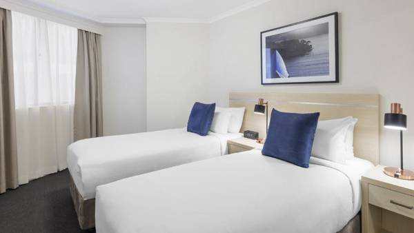 Oaks Sydney Castlereagh Suites