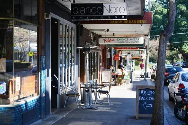 High Cross Randwick by Sydney Lodges