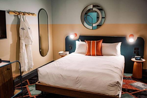 Stay at Hotel Steyne