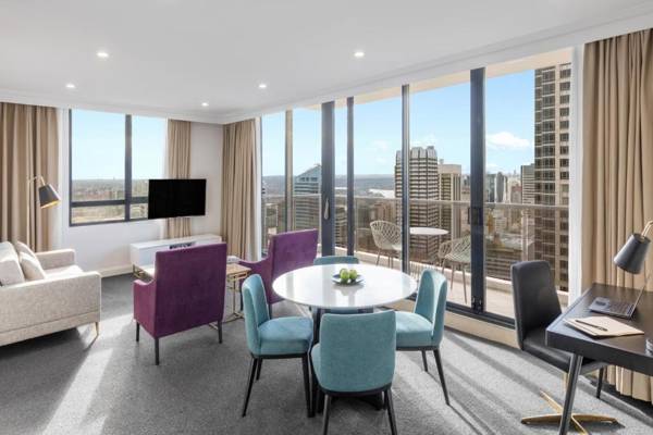 Meriton Suites Pitt Street Sydney