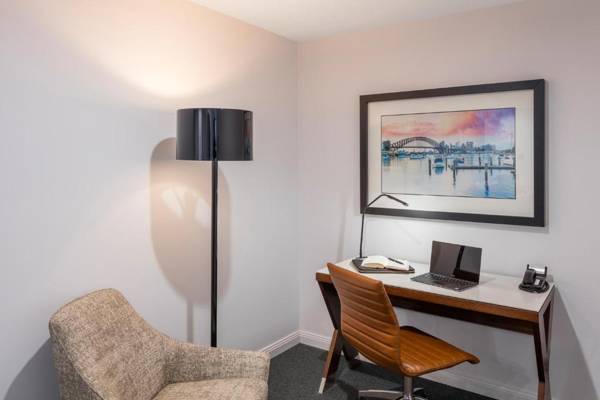 Workspace - Meriton Suites North Sydney