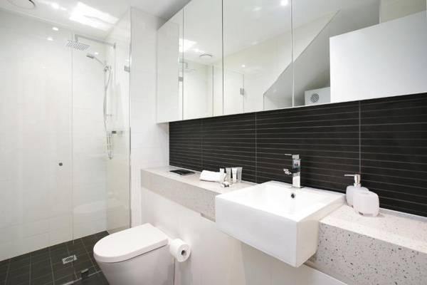 New York on Riley - Split-Level Executive 2BR Darlinghurst Apartment with a New York Feel