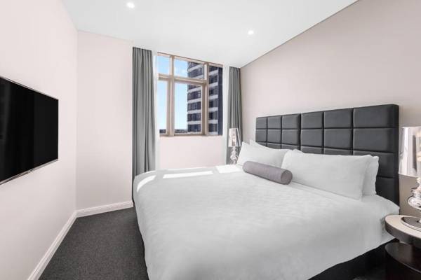 Meriton Suites Church Street Parramatta