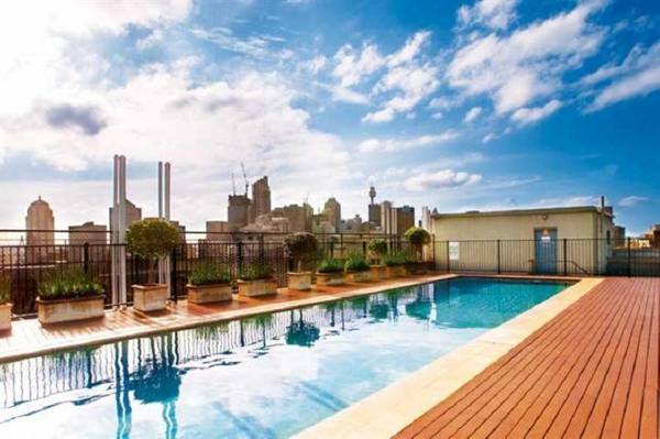 Apartment at Cooper St