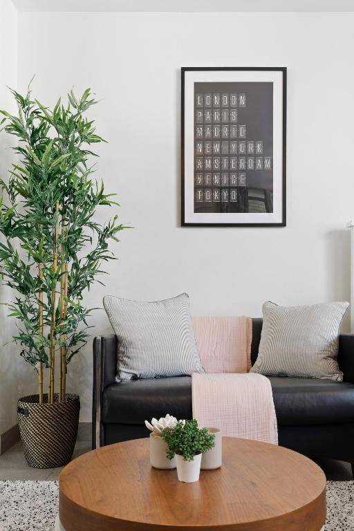 Stylish & Cozy Beach Studio 5min walk to Bondi Beach