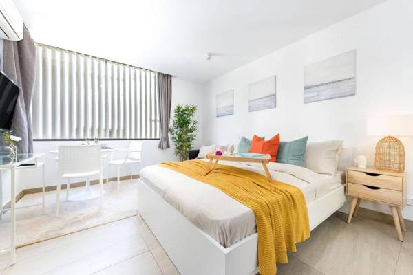 A Cozy & Stylish Beach Studio 5min walk to Bondi Beach