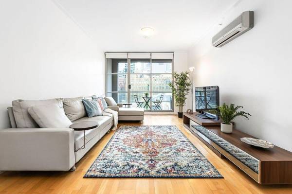 A Stylish Studio Next to Darling Harbour