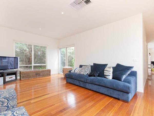 Stunning Seaside Escape