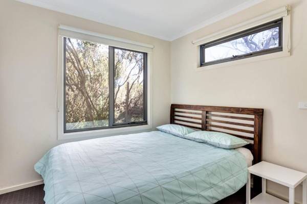 The Heyfield Hideaway: Tennis & Spa