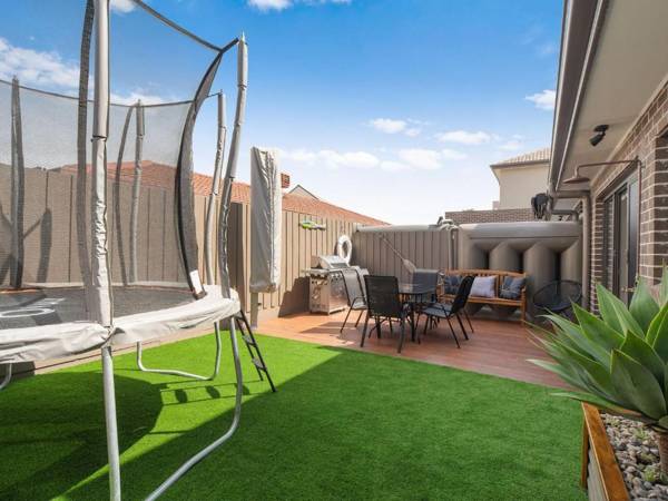 Rosebud Beachside Gem