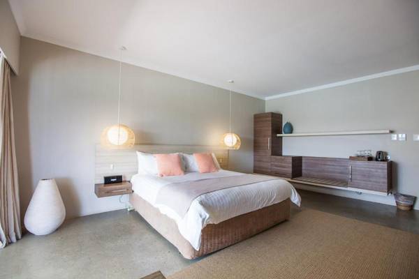 The Marina Hotel - Mindarie