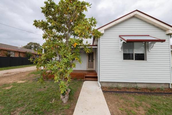 Kinross on Cox Sweet Neat & Simple + Wifi