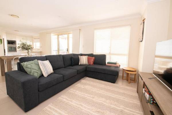 Park Villa Spacious 2 Bedroom Unit Close to CBD