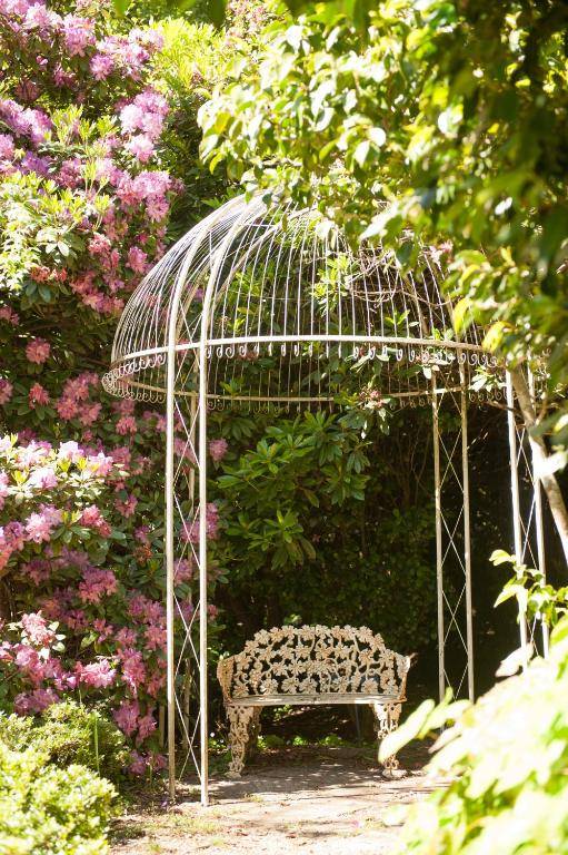 Woolrich Historic Garden Accommodation